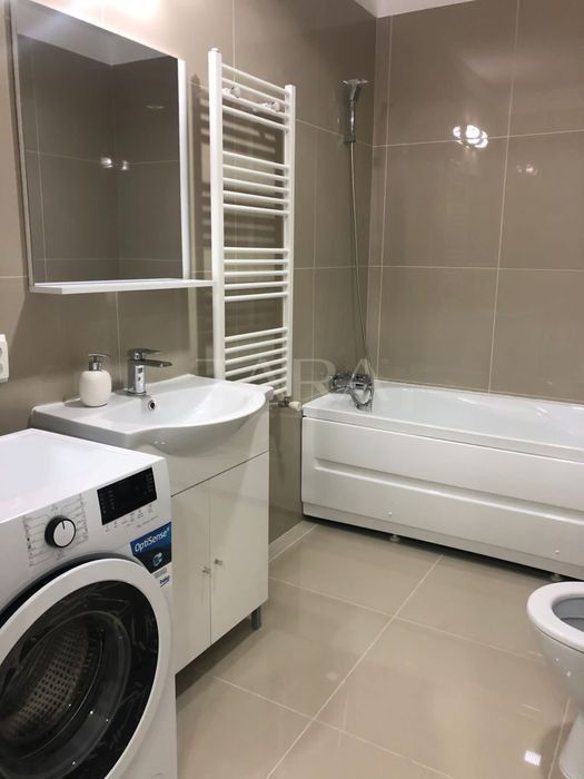 Apartament cu 2 camere de vânzare în Dambul Rotund - Poză 6