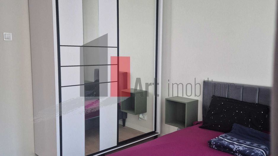 Inchiriez apartament 4 camere, complet renovat, - Poză 9