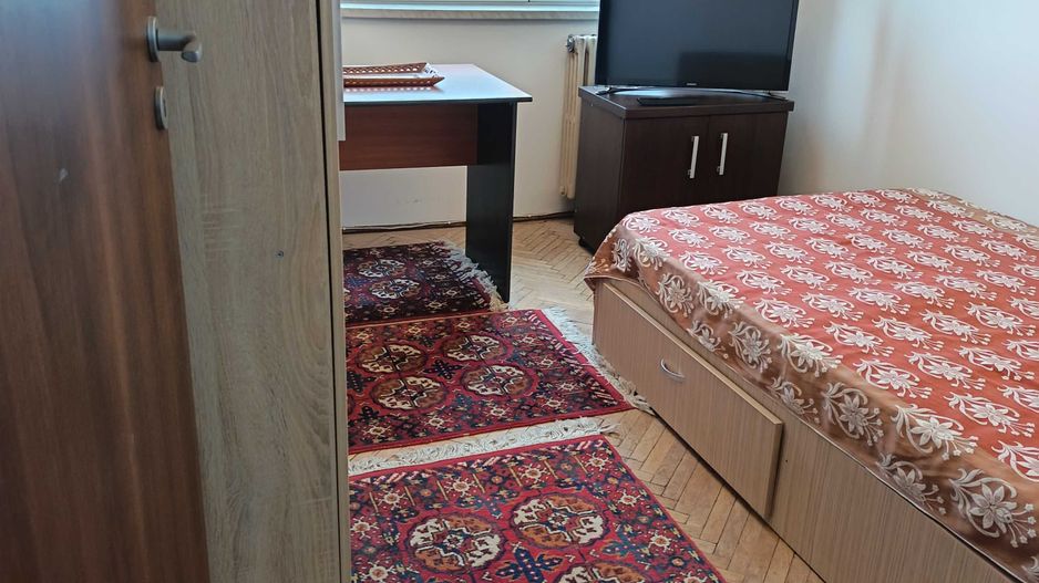 Apartament 4 camere, decomandat, 75 mp, Calea Grivitei, iesire metrou - Poză 3
