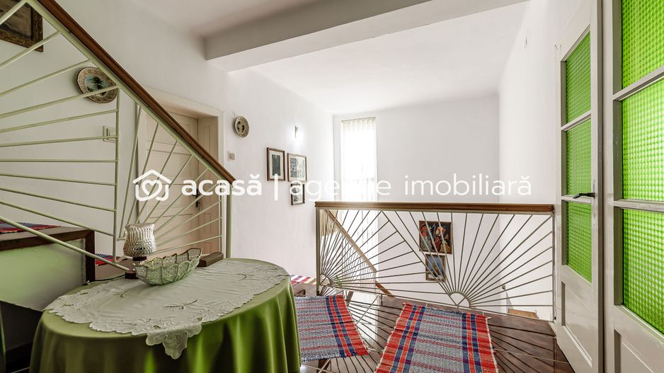 Preț NOU! Casa P+2 în zona centrală Chișineu-Criș - Poză 7