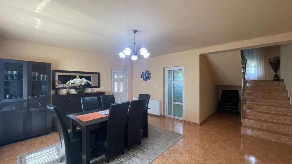 Casă. individuală cu 5 camere-719mp |Moșnița Nouă| - Poză 2