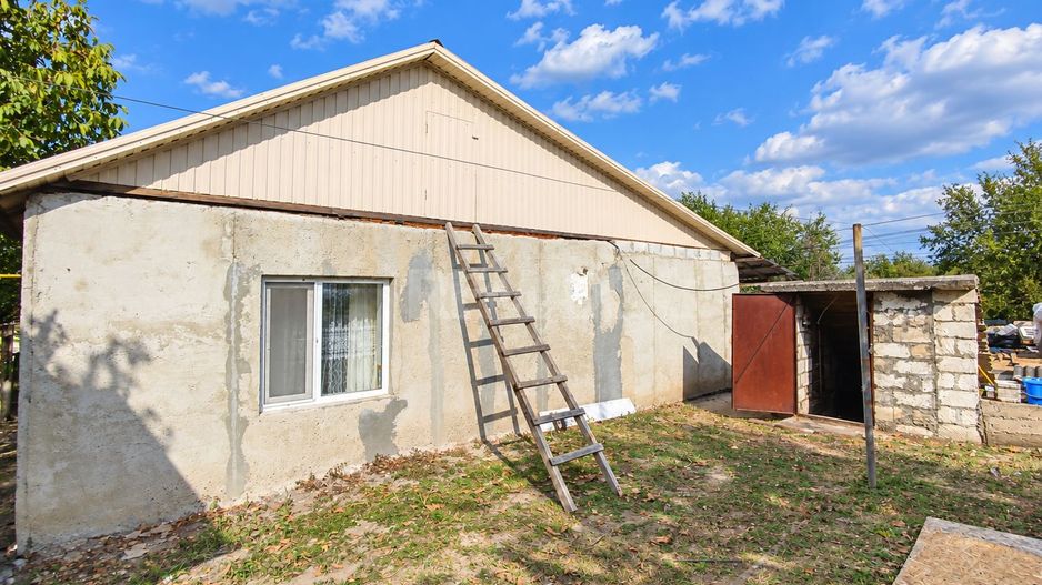 CASĂ DE VÂNZARE – 80 m² | 2 CAMERE + LIVING | 13 ARI | RUSENI ANENI NOI - Poză 2