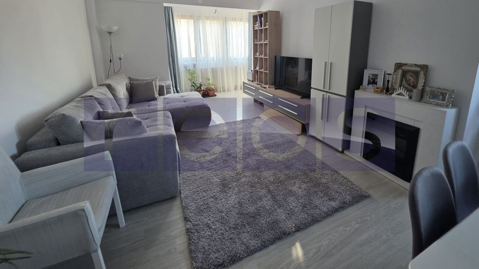 VANZARE 4 CAMERE -CARTIERUL LATIN   - 2x loc parcare - Poză 4