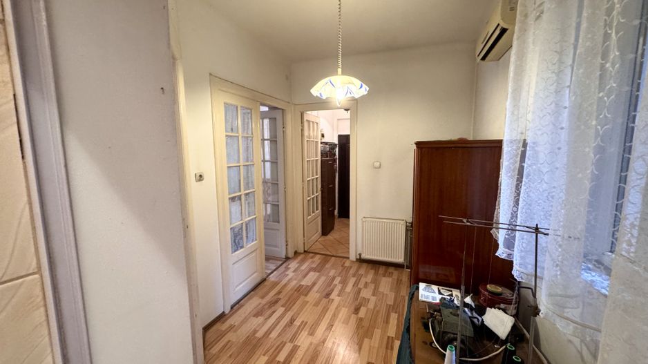 Apartament în Vila Interbelica | Centrală proprie - Poză 2