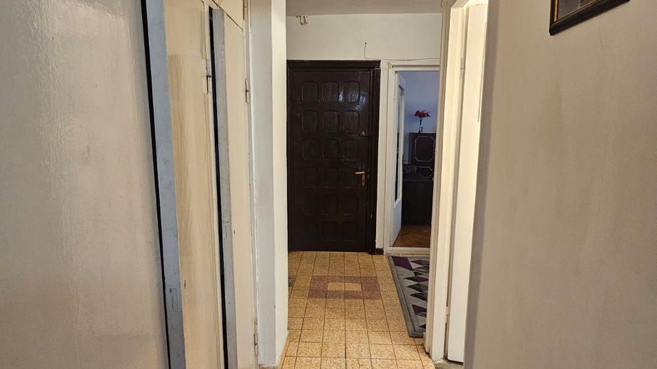 Apartament 3 camere- Lapus, zona Restaurant intim - Poză 11