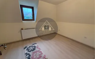 Casă nou construită în Centrul vechi Medias - Poză 13