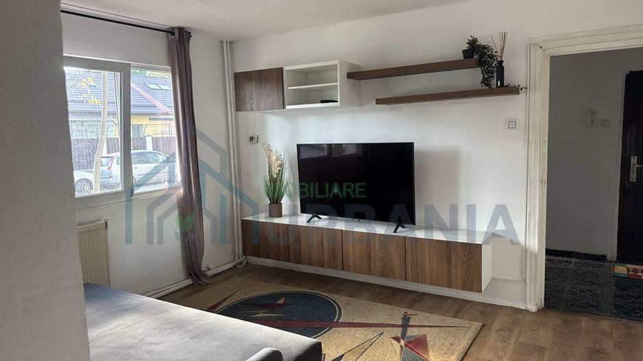 Apartament cu 2 camere de închiriat în Iași, zona Podul de Piatră - Poză 1