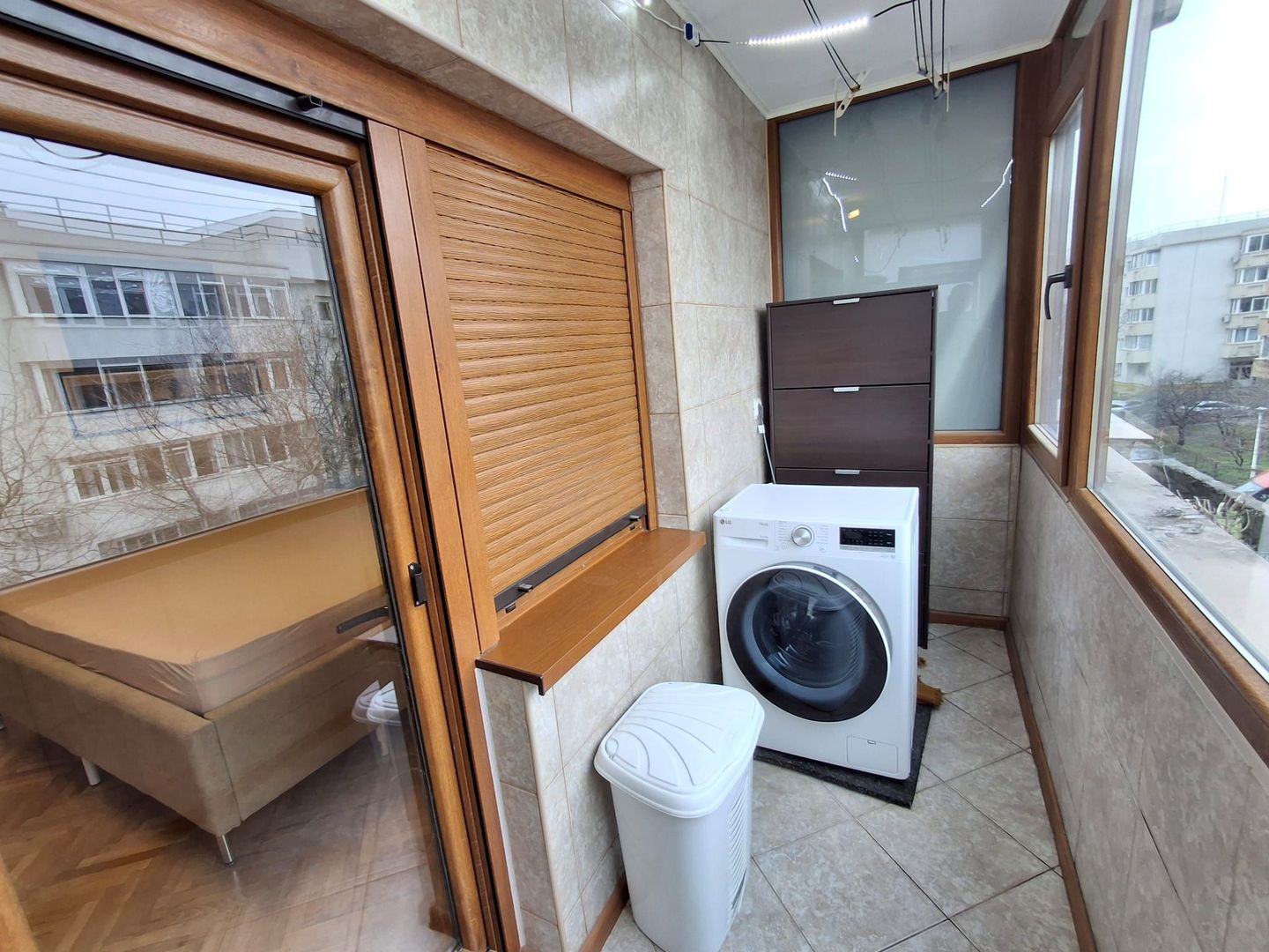 Apartament de inchiriat  2 camere Zona Decebal , Piata Muncii. - Poză 13