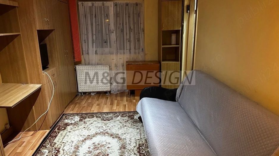 Garsoniera zona Sagului etaj 2 - Poză 1
