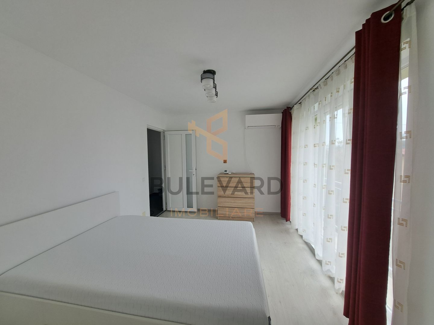 Casa 5 camere, 150 mp utili, 300 mp teren, garaj, cartier Dambul Rotund! - Poză 17