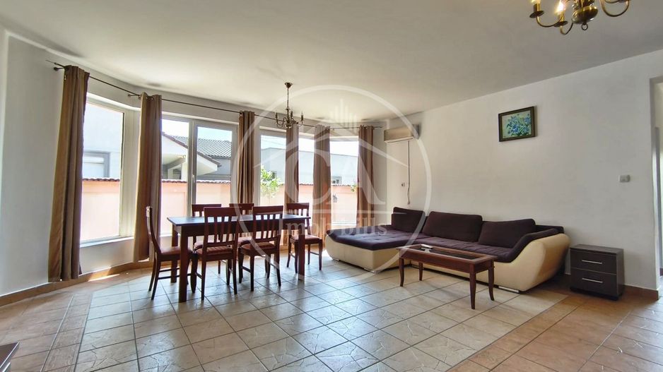 Casa de inchiriat cu 4 camere si piscina in Santandrei, Bihor - Poză 4
