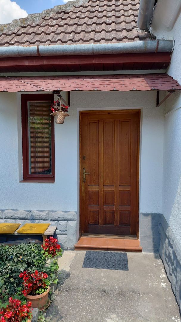 CASA DE INCHIRIAT CETATII - Poză 1