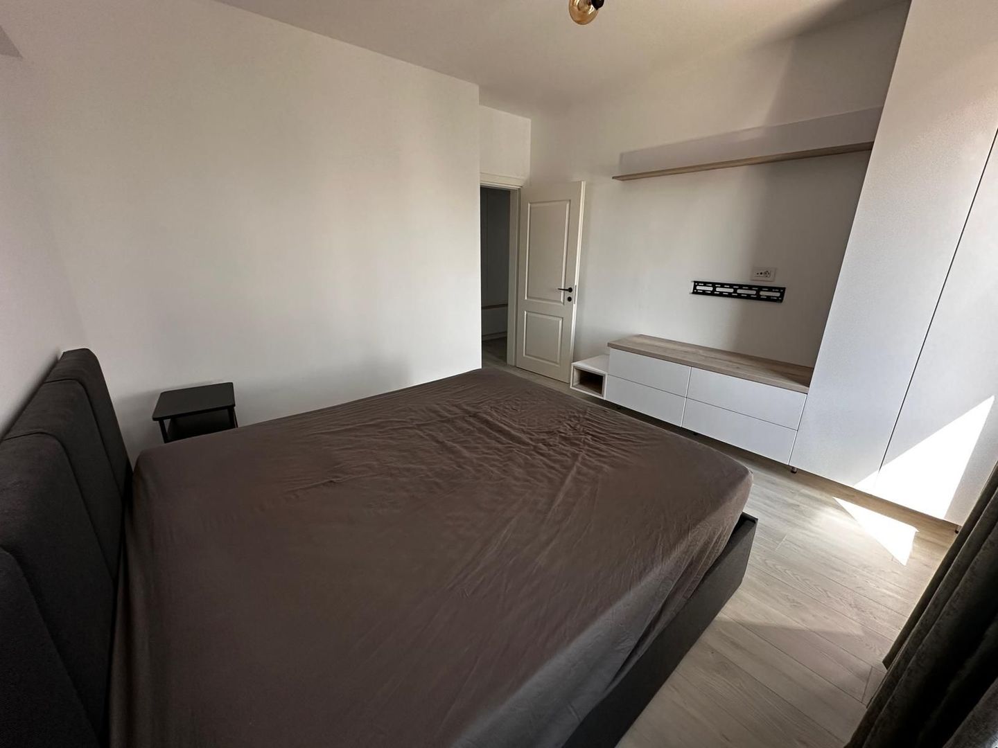 2 Camere Parcare 10min Metrou Petrache Poenaru Lake House2 Lacul Morii - Poză 10