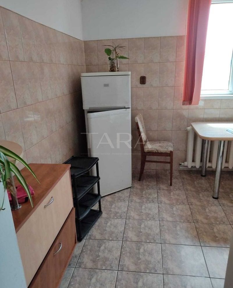 Apartament 42 mp, posibilitate Amenajare in 2 camere. - Poză 2