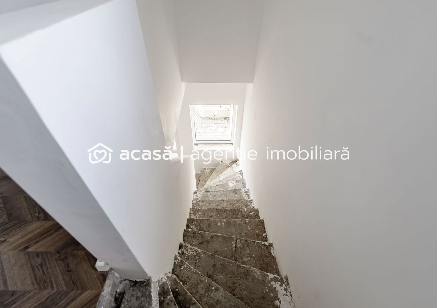 Casă de vânzare modernă și spațioasă – Comision 0%! - Poză 8