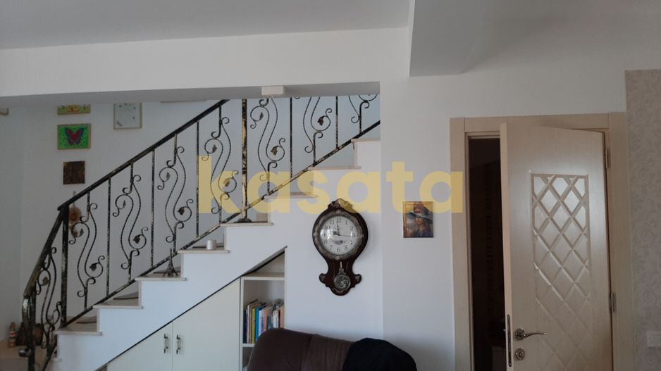 Casă individuală 3 camere de vânzare | Tunari | curte proprie - Poză 13