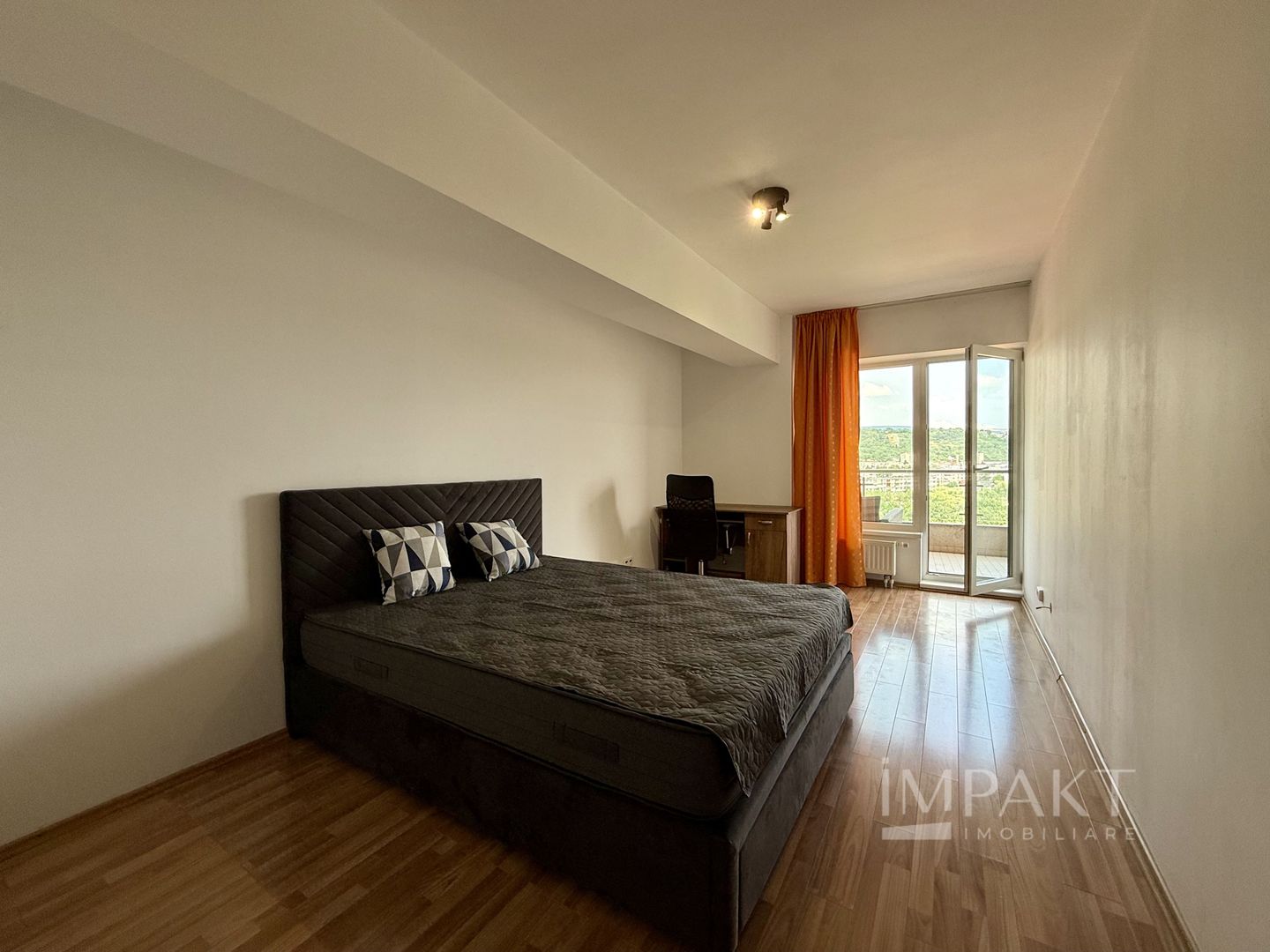 Apartament 3 camere cu o panorama deosebita Plopilor!Parcare subterana - Poză 7