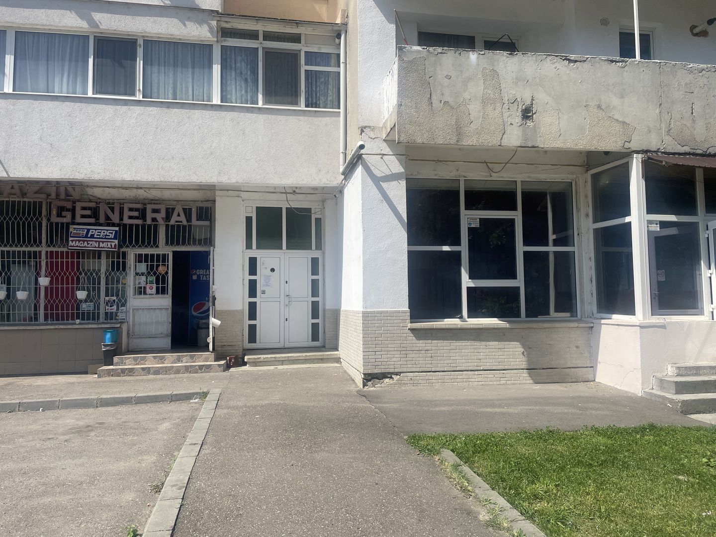 🚀 Spațiu Comercial Multifuncțional 158 mp la intrarea Aqua-Roman Parq - Poză 13