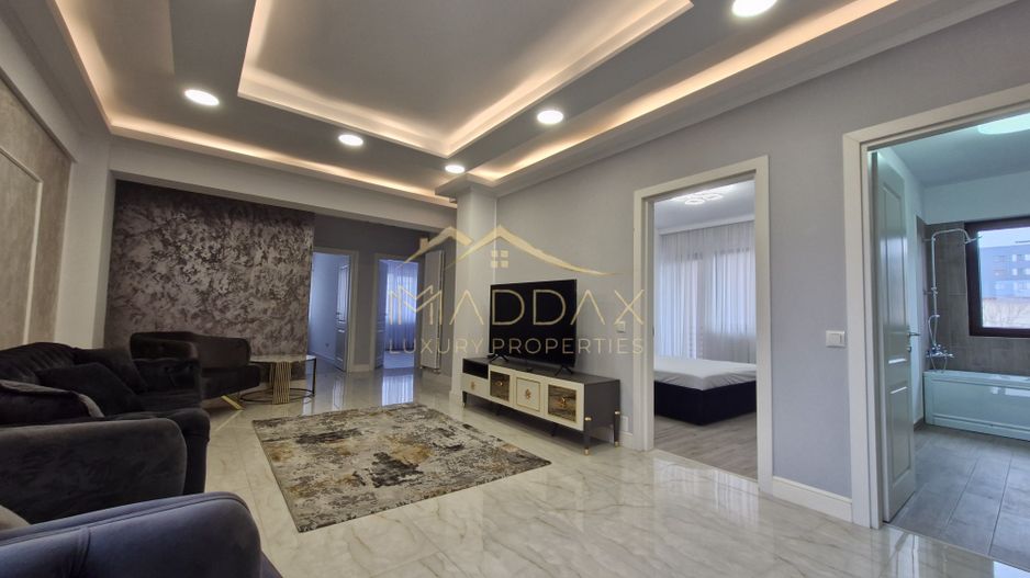 Apartament *4 camere *110mp* // Parcare - Poză 2