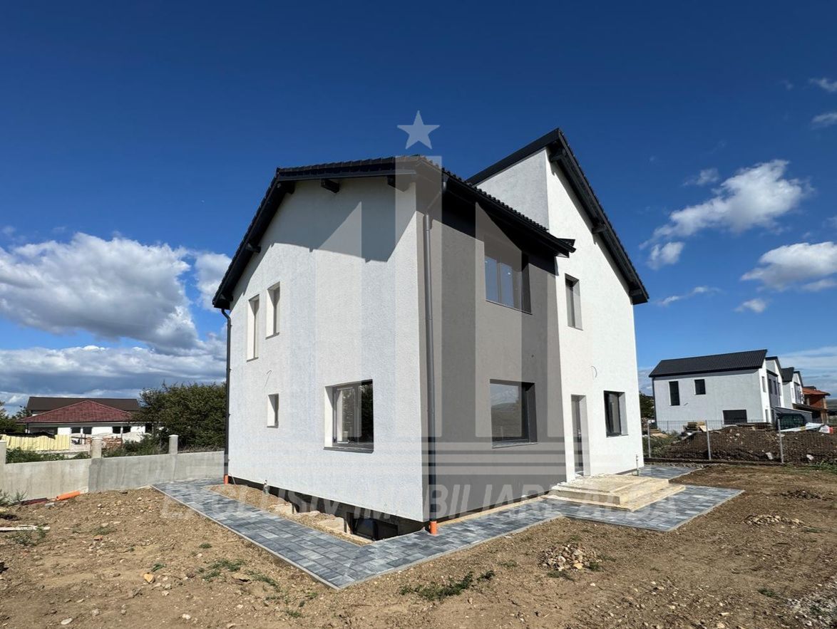 Casa individuala | De vanzare | 183 mp | 555mp teren | Dealul Furcilor - Poză 1