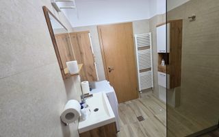 Apartament la casa 2 dormitoare terasa si curte proprie Sub Arini - Poză 11