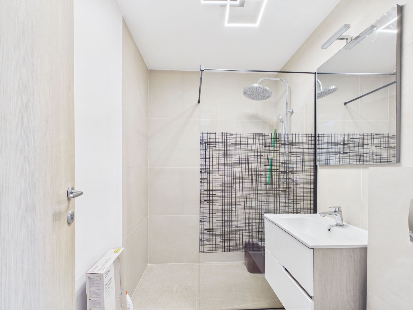 Apartament de 2 camere Barbu Vacarescu - Poză 14
