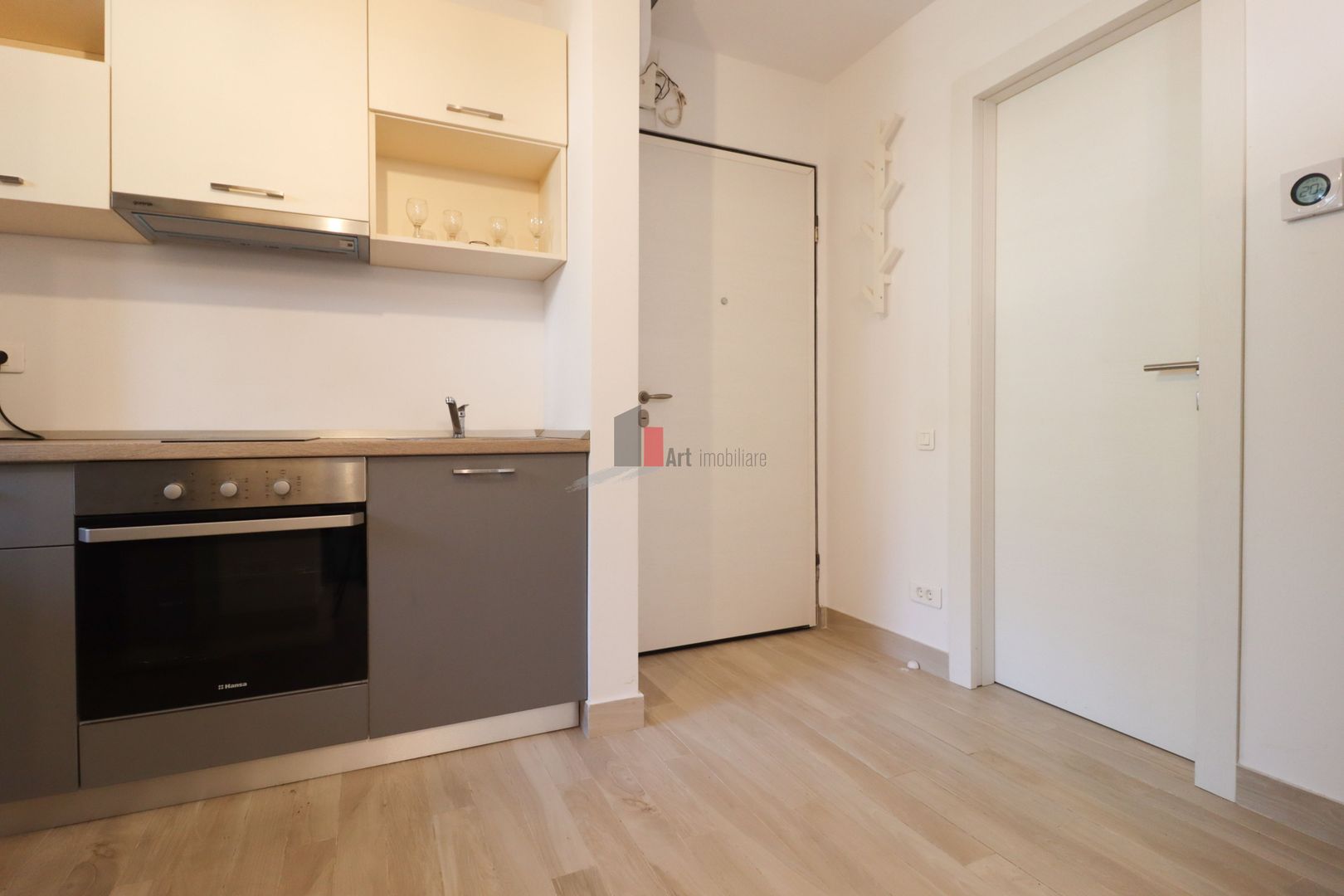 Garsoniera "EXCLUSIVO" , P-ta Victoriei, bloc exclusivist, TERASA mare - Poză 12