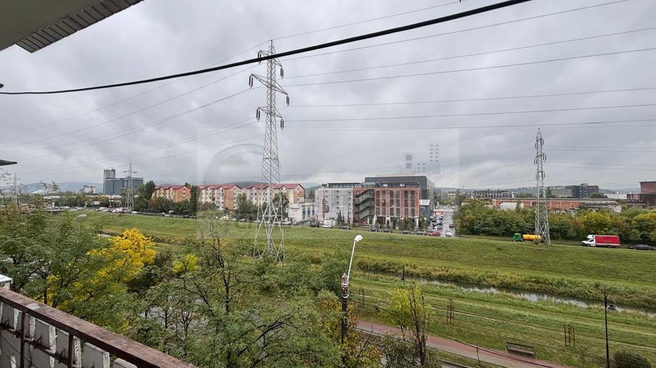 Exclusivitate! 3 cam, D  72mp, 2 bai, in spate la Iulius-Mall 105500 € - Poză 12