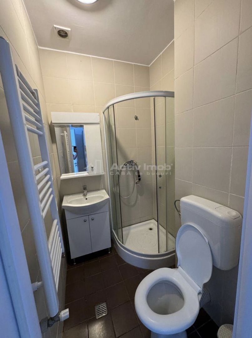 Casă / Vilă în Tunari - Poză 6