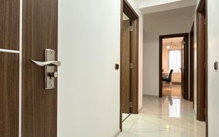 Vând apartament 3 camere 3 minute de Coresi complex ISARAN - Poză 18