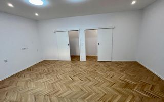 Apartament Ultracentral cu 2 camere complet renovat - de vânzare - Poză 1