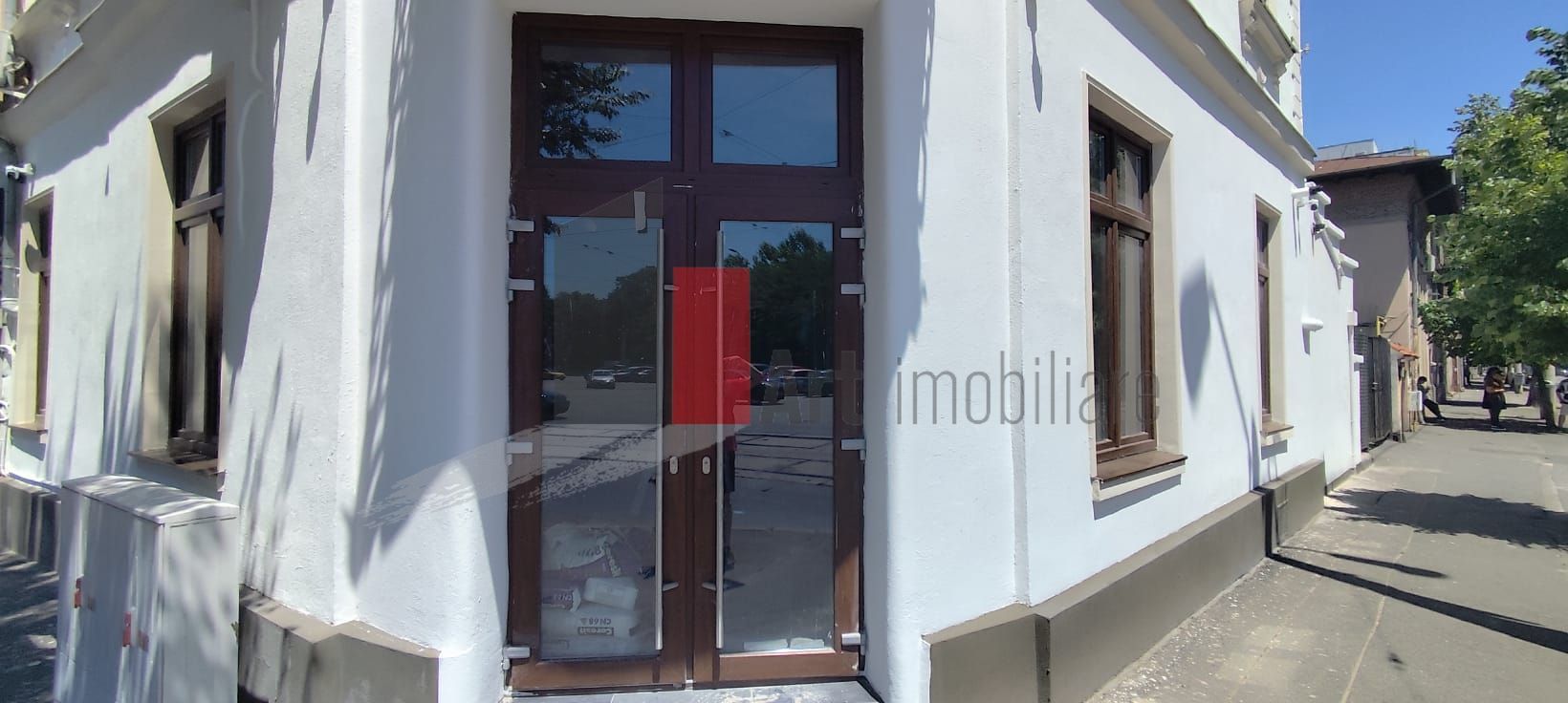 Spatiu de inchiriat in zona Carol (intersectie parc) - Poză 1