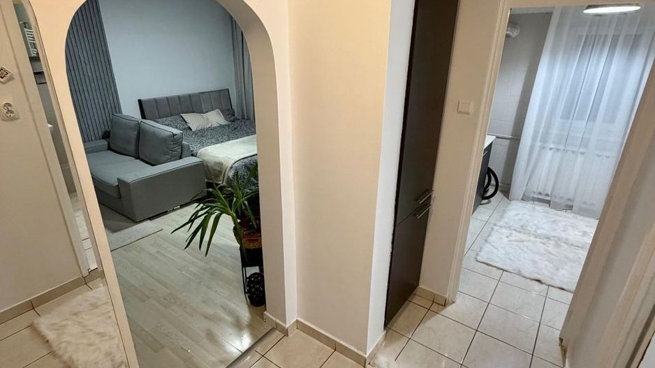 Garsoniera decomandata Brancoveanu Metrou - Poză 7