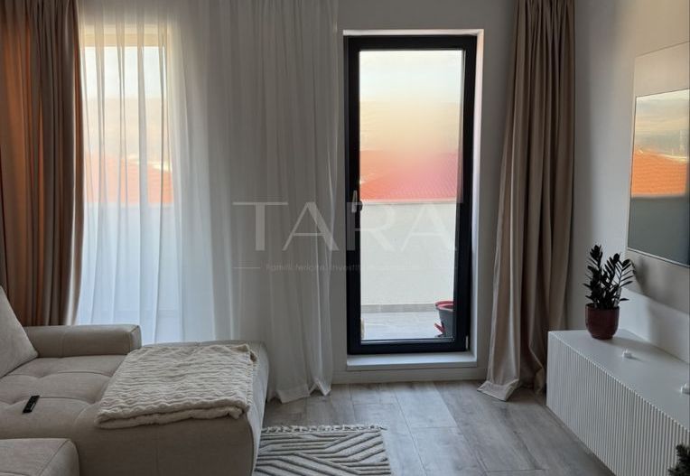 Apartament cu 3 camere, 2 băi, balcon și parcare, Florești. - Poză 4