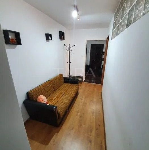 Apartament 3 camere, zona Școala de Poliție, Dâmbul Rotund - Poză 2