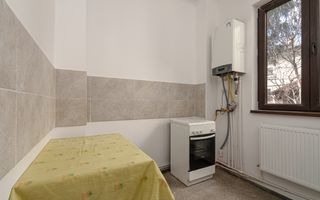 Piata Muncii, casa 87 mp totali, 179 mp curte libera, ideala birouri - Poză 26