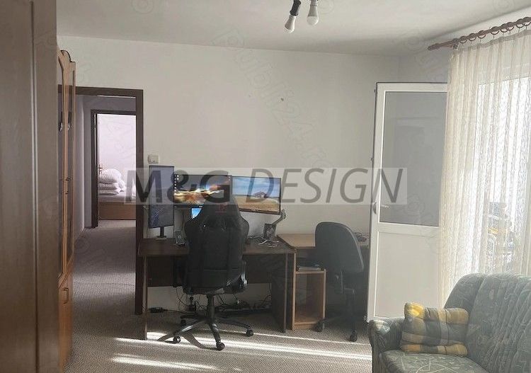 Apartament 3 camere  Circumvalatiunii cu centrala - Poză 2