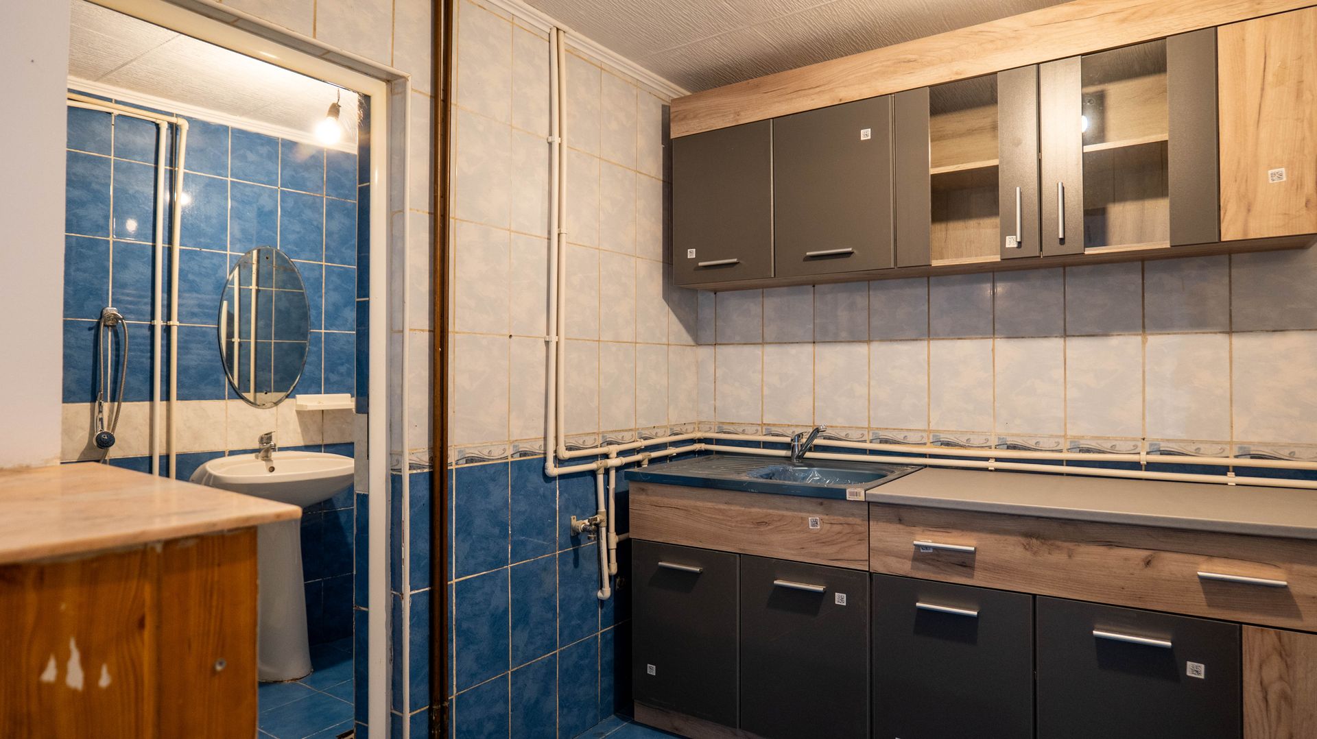 Casă de vânzare – 181 mp, 3 apartamente, 9 camere – București - Poză 25