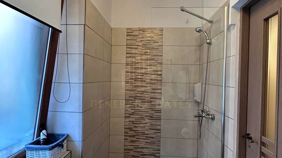 Apartament spre vanzare amplasat la doar 2 minute de Piata Sfatului - Poză 10