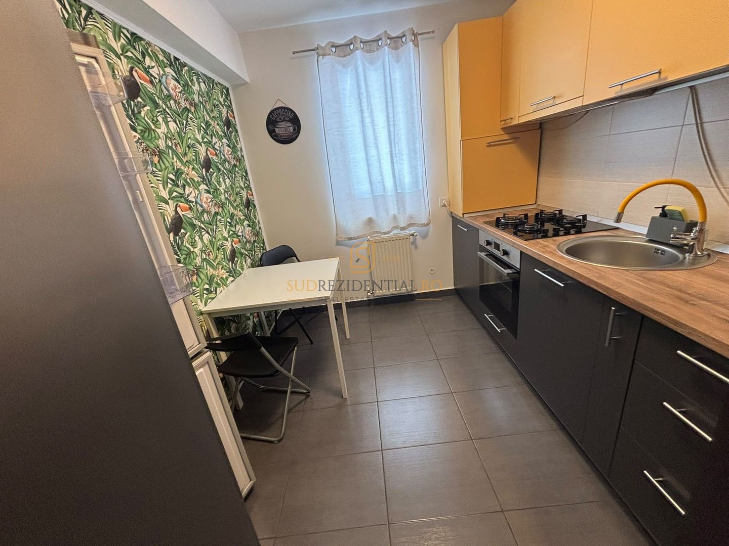 Apartament 2 camere | Complet mobilat și utilat | Parcare Inclusa - Poză 4