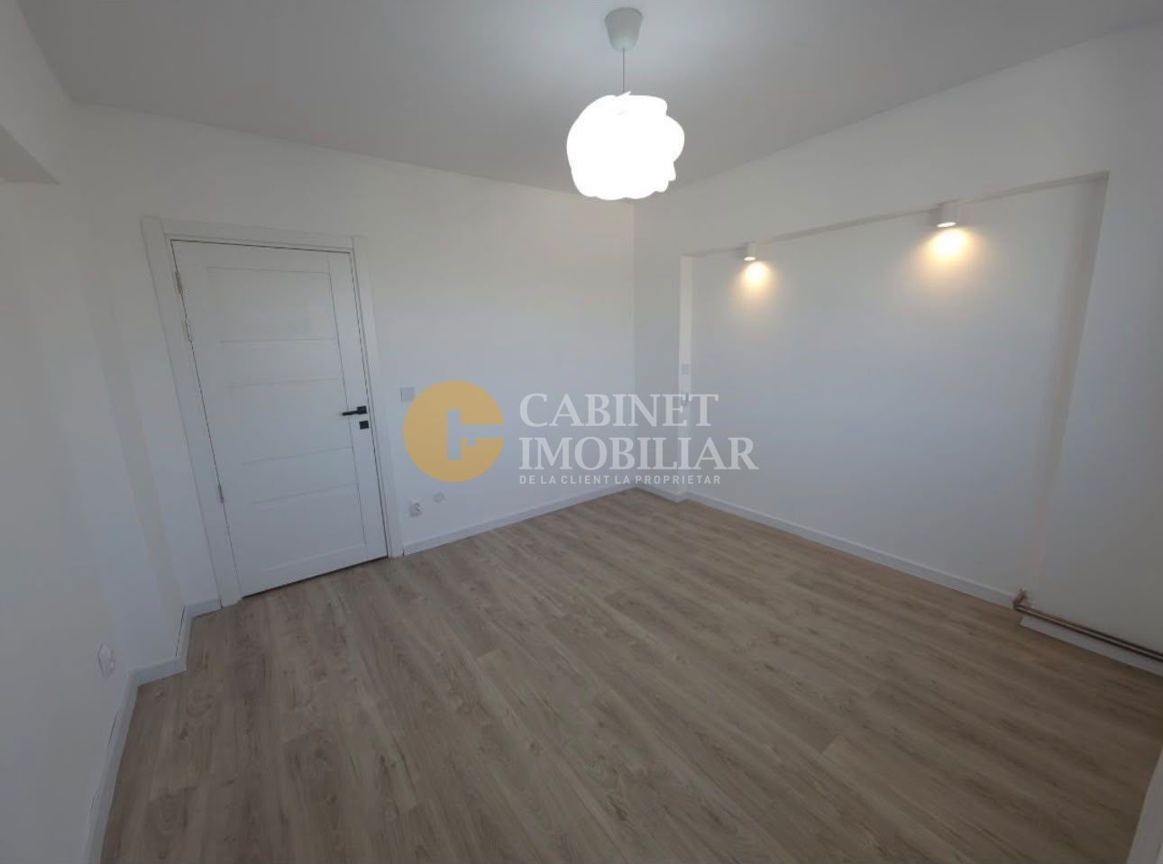 4 Camere Decomandat + 2 Bai  - 95 mp - Renovat  - Zona Mircea Cel Bătrân - Poză 4