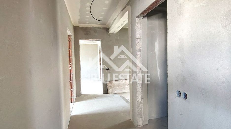 Casa 4 camere, 3 bai, garaj si curte larga, Sibiu Selimbar - Poză 7