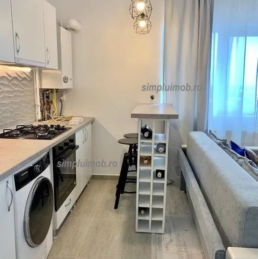 Centrala proprie bloc nou studio renovat mobilat Ozana - Poză 3