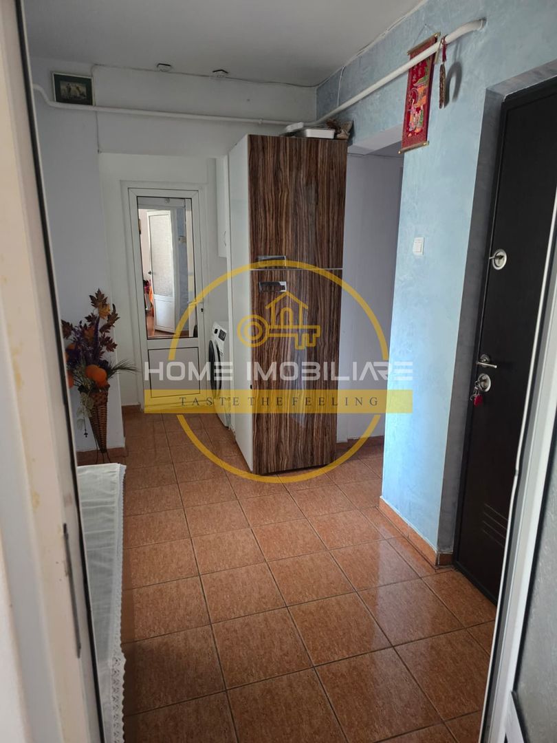 Apartament cu 3 camere de vânzare în Targu Cucu, Iasi - Poză 13