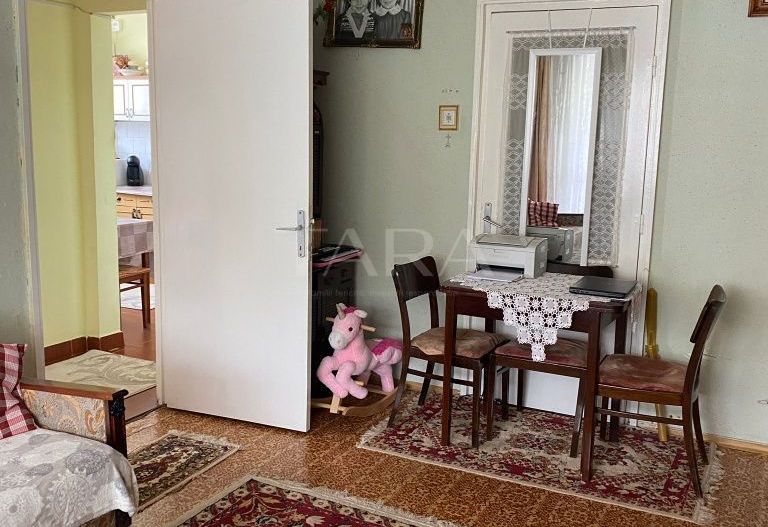 Apartamentcu 2 camere decomandate, priveliste deosebita. - Poză 1