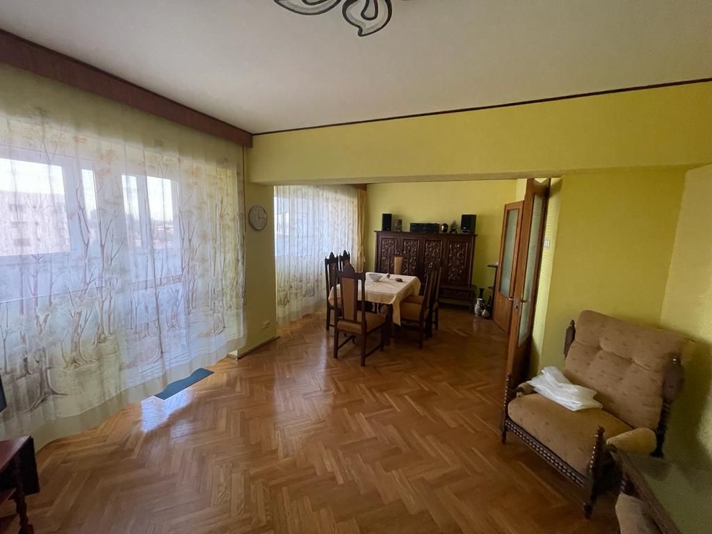 Apartament spatios pentru inchiriere in zona Blvd. Mihalache - Poză 2