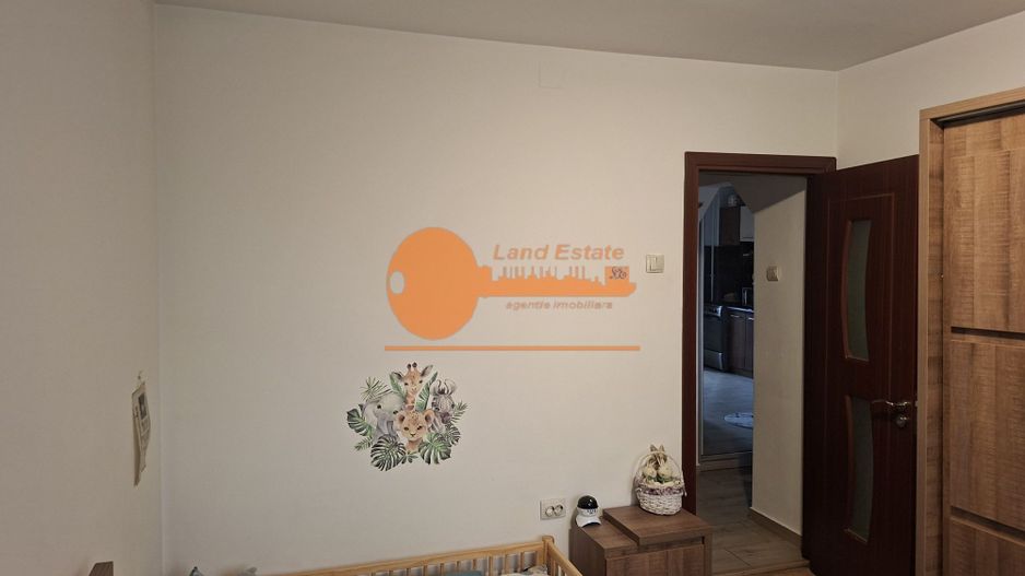 2 camere Gorjului - Centrala Termica ( 1980 ) - Poză 3