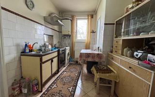 Apartament cu 2 camere | Etaj intermediar | de vanzare - Poză 4