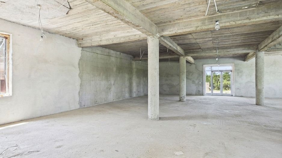Clădire 850 mp, Czaran Gyula, 8 parcări - Poză 13