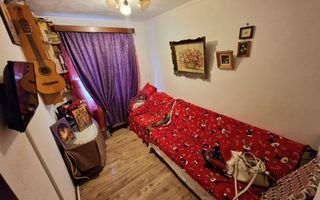 3 Camere-Etaj 2-MOBILAT/UTILAT- Zona Zimbru - Poză 4